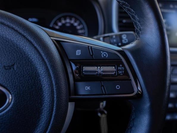 Kia Sportage IV Рестайлинг с пробегом 2021 года, цена 2 930 000 рублей, 32710 км, внедорожник, Автокод Объявления