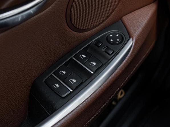 BMW 5 серии VI (F10/F11/F07) с пробегом 2012 года, цена 2 330 000 рублей, 213213 км, универсал, Автокод Объявления
