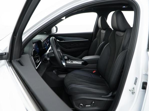 Geely Monjaro I с пробегом 2024 года, цена 3 898 999 рублей, 13516 км, внедорожник, Автокод Объявления