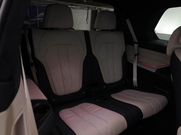 BMW X7 I (G07) с пробегом 2022 года, цена 7 778 077 рублей, 105181 км, внедорожник, Автокод Объявления