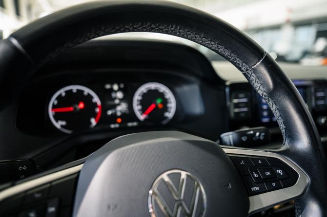 Volkswagen Polo VI с пробегом 2021 года, цена 1 650 000 рублей, 38807 км, лифтбек, Автокод Объявления