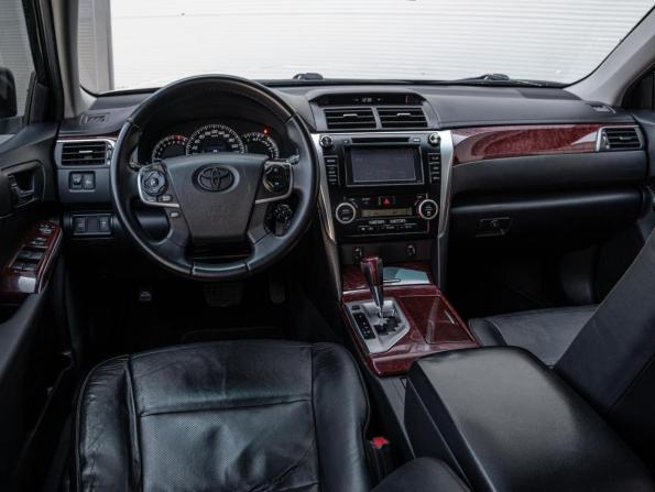 Toyota Camry VII (XV50) с пробегом 2013 года, цена 1 450 000 рублей, 373011 км, седан, Автокод Объявления