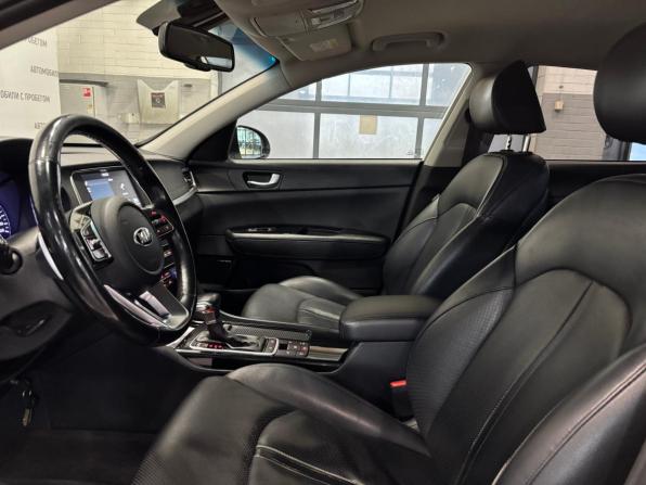 Kia Optima IV Рестайлинг с пробегом 2018 года, цена 1 429 000 рублей, 182000 км, седан, Автокод Объявления
