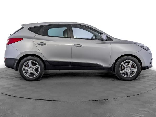 Hyundai ix35 I Рестайлинг с пробегом 2015 года, цена 1 550 000 рублей, 77988 км, внедорожник, Автокод Объявления