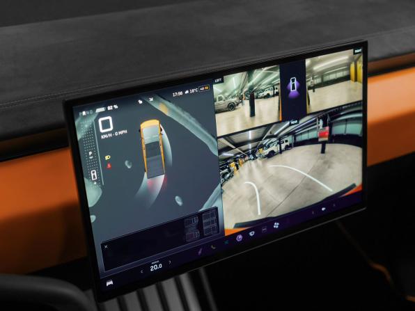 Tesla Cybertruck с пробегом 2024 года, цена 20 500 000 рублей, 2182 км, пикап, Автокод Объявления