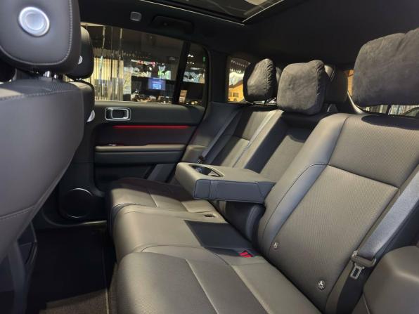 Новый Li Auto (Lixiang) L6 2025 года, цена 8 990 000 рублей, внедорожник, Автокод Объявления