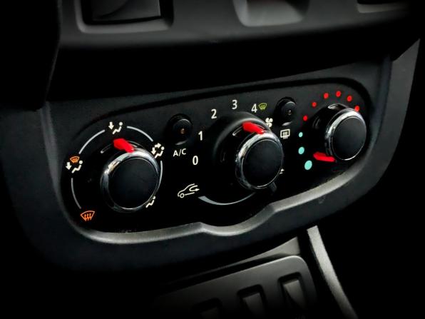 Renault Duster I Рестайлинг с пробегом 2019 года, цена 1 290 000 рублей, 121151 км, внедорожник, Автокод Объявления