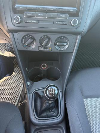 Volkswagen Polo V с пробегом 2011 года, цена 575 000 рублей, 203000 км, седан, Автокод Объявления