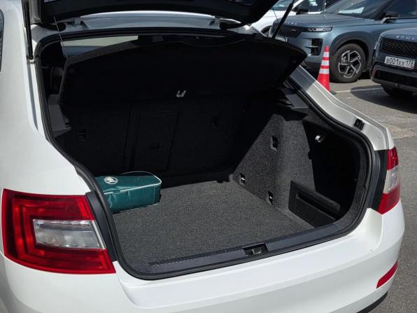 Skoda Octavia III (A7) с пробегом 2013 года, цена 799 000 рублей, 210166 км, лифтбек, Автокод Объявления