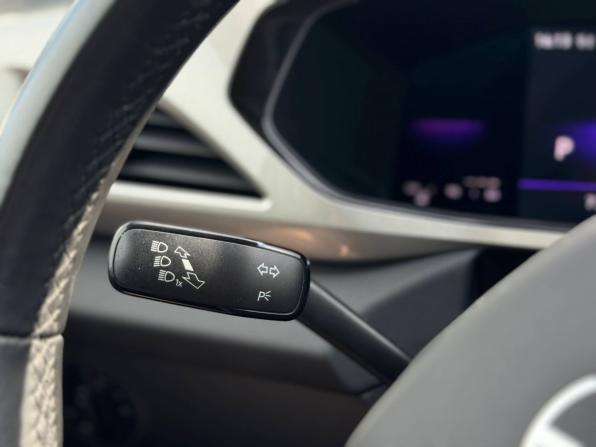 Volkswagen Taos I с пробегом 2022 года, цена 2 579 000 рублей, 77178 км, внедорожник, Автокод Объявления