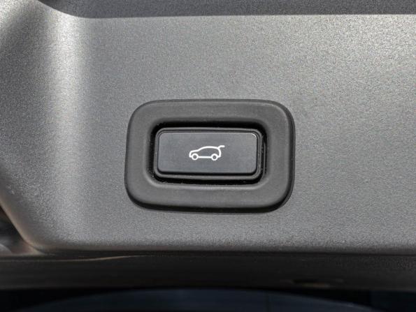 Land Rover Range Rover Evoque II с пробегом 2020 года, цена 4 750 000 рублей, 43504 км, внедорожник, Автокод Объявления