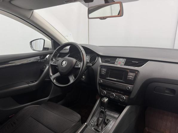 Skoda Octavia III (A7) с пробегом 2015 года, цена 1 100 000 рублей, 138294 км, лифтбек, Автокод Объявления