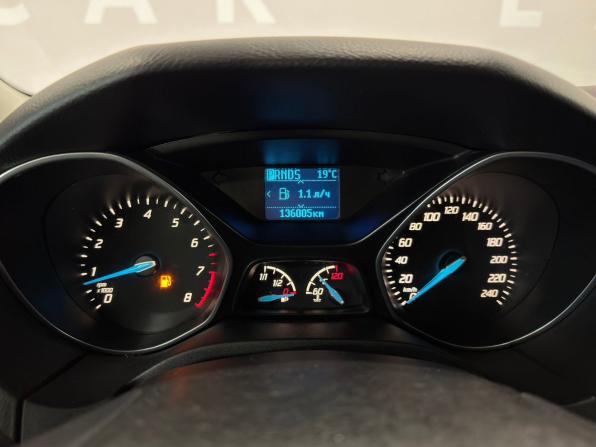 Ford Focus III с пробегом 2013 года, цена 930 000 рублей, 136001 км, седан, Автокод Объявления