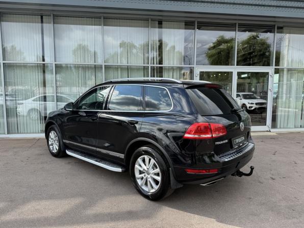Volkswagen Touareg II с пробегом 2013 года, цена 2 070 000 рублей, 243111 км, внедорожник, Автокод Объявления