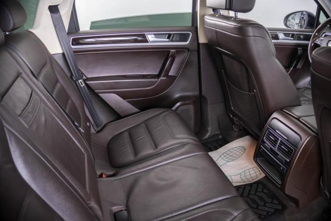 Volkswagen Touareg II Рестайлинг с пробегом 2015 года, цена 3 200 000 рублей, 144000 км, внедорожник, Автокод Объявления