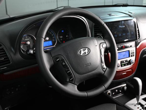 Hyundai Santa Fe II с пробегом 2008 года, цена 1 325 000 рублей, 167343 км, внедорожник, Автокод Объявления
