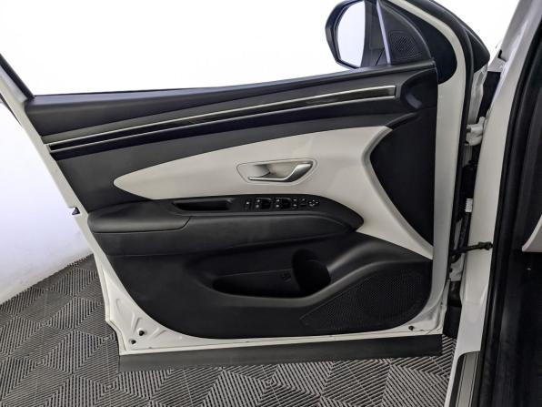 Hyundai Tucson IV с пробегом 2021 года, цена 3 000 000 рублей, 40097 км, внедорожник, Автокод Объявления