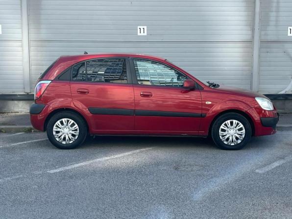 Kia Rio II с пробегом 2007 года, цена 299 000 рублей, 206576 км, хэтчбек, Автокод Объявления