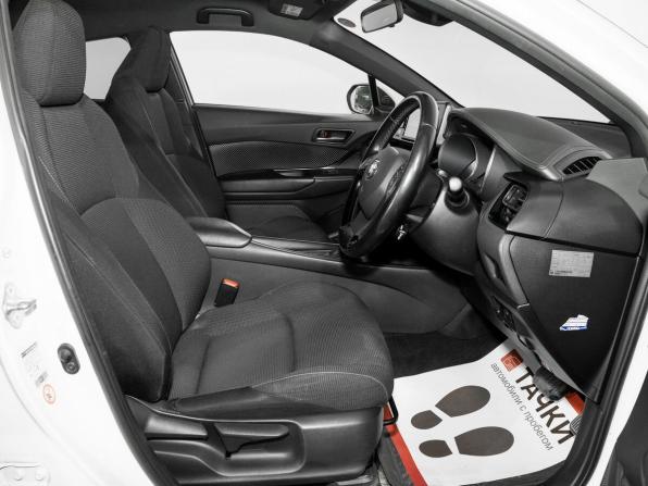Toyota C-HR I с пробегом 2017 года, цена 1 800 000 рублей, 92515 км, внедорожник, Автокод Объявления