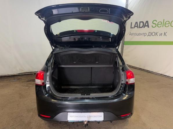 Kia Rio III Рестайлинг с пробегом 2017 года, цена 999 000 рублей, 108707 км, хэтчбек, Автокод Объявления