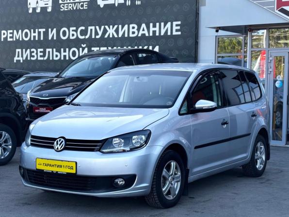 Volkswagen Touran I Рестайлинг 2 с пробегом 2011 года, цена 1 050 000 рублей, 189427 км, компактвэн, Автокод Объявления