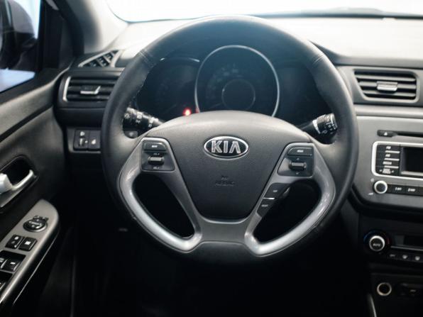 Kia Rio III Рестайлинг с пробегом 2016 года, цена 696 000 рублей, 273910 км, седан, Автокод Объявления
