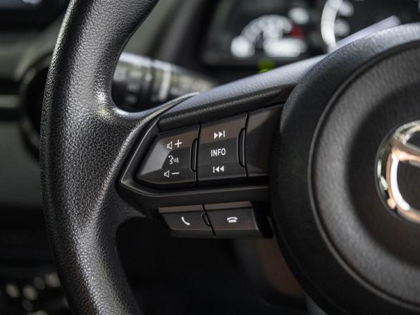 Mazda 2 III (DJ) Рестайлинг с пробегом 2021 года, цена 1 300 000 рублей, 95880 км, хэтчбек, Автокод Объявления