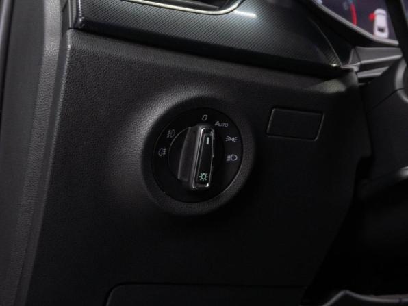Skoda Rapid II с пробегом 2021 года, цена 1 720 000 рублей, 41652 км, лифтбек, Автокод Объявления