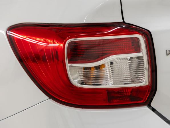 Renault Logan II с пробегом 2018 года, цена 898 000 рублей, 105743 км, седан, Автокод Объявления
