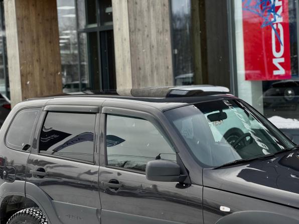 Chevrolet Niva I Рестайлинг с пробегом 2017 года, цена 729 000 рублей, 89143 км, внедорожник, Автокод Объявления