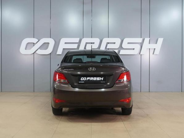Hyundai Solaris I Рестайлинг с пробегом 2016 года, цена 949 000 рублей, 153917 км, седан, Автокод Объявления