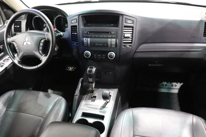Mitsubishi Pajero IV Рестайлинг 1 с пробегом 2013 года, цена 1 850 000 рублей, 202592 км, внедорожник, Автокод Объявления