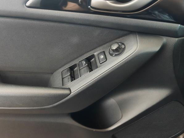 Mazda 3 III (BM) с пробегом 2013 года, цена 1 350 000 рублей, 55762 км, хэтчбек, Автокод Объявления