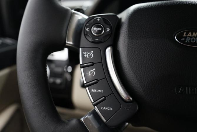 Land Rover Range Rover III Рестайлинг 2 с пробегом 2011 года, цена 1 344 000 рублей, 315571 км, внедорожник, Автокод Объявления