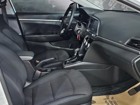 Hyundai Elantra VI (AD) Рестайлинг с пробегом 2019 года, цена 995 000 рублей, 196900 км, седан, Автокод Объявления