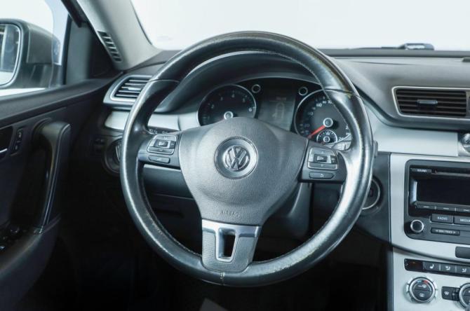 Volkswagen Passat B7 с пробегом 2012 года, цена 1 059 000 рублей, 225133 км, седан, Автокод Объявления