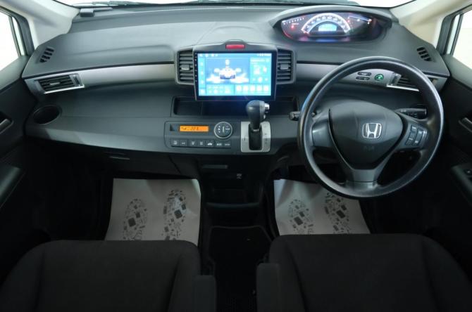 Honda Freed I Рестайлинг с пробегом 2012 года, цена 1 159 000 рублей, 152000 км, компактвэн, Автокод Объявления