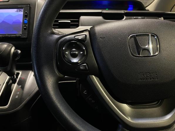Honda Freed II с пробегом 2017 года, цена 1 450 000 рублей, 191540 км, компактвэн, Автокод Объявления