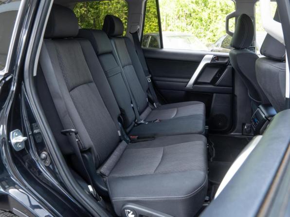 Toyota Land Cruiser Prado 150 Series Рестайлинг 2 с пробегом 2018 года, цена 5 299 000 рублей, 116818 км, внедорожник, Автокод Объявления