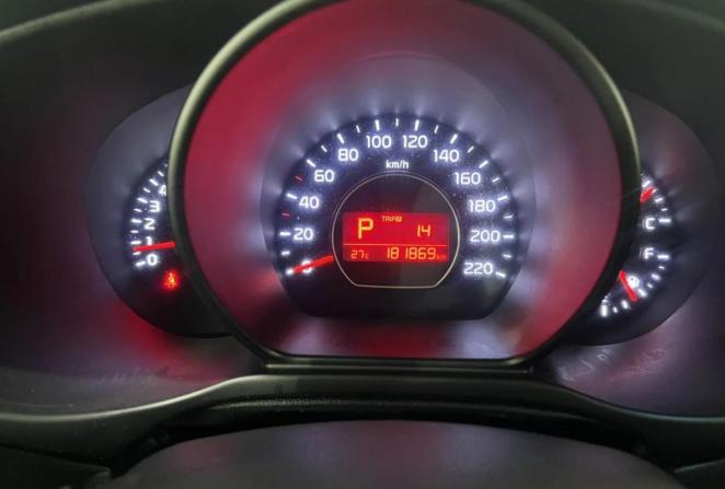 Kia Soul II Рестайлинг с пробегом 2018 года, цена 1 320 000 рублей, 181869 км, хэтчбек, Автокод Объявления