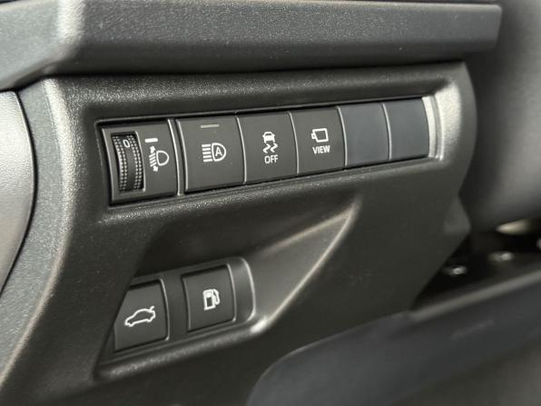 Toyota Camry IX (XV80) China Market с пробегом 2026 года, цена 4 160 000 рублей, 15 км, седан, Автокод Объявления