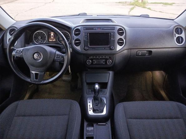 Volkswagen Tiguan I Рестайлинг с пробегом 2015 года, цена 1 160 000 рублей, 238050 км, внедорожник, Автокод Объявления