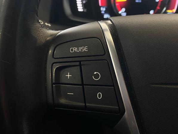 Volvo XC60 I Рестайлинг с пробегом 2015 года, цена 2 397 000 рублей, 111380 км, внедорожник, Автокод Объявления