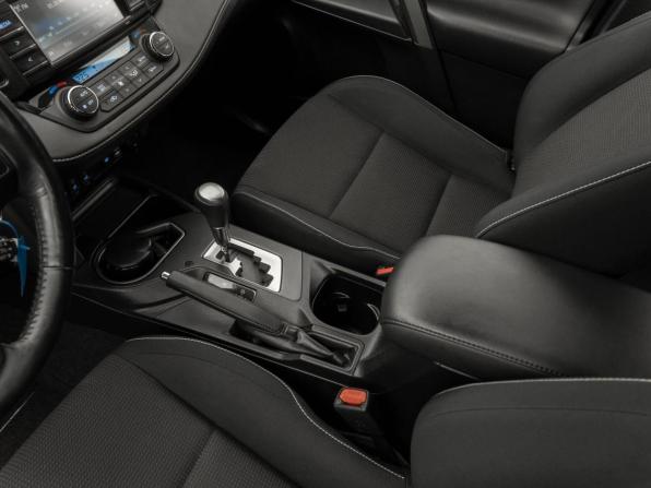 Toyota RAV4 IV (XA40) Рестайлинг с пробегом 2016 года, цена 1 920 000 рублей, 206271 км, внедорожник, Автокод Объявления