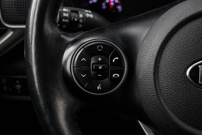 Kia Soul III с пробегом 2021 года, цена 1 920 000 рублей, 98900 км, хэтчбек, Автокод Объявления