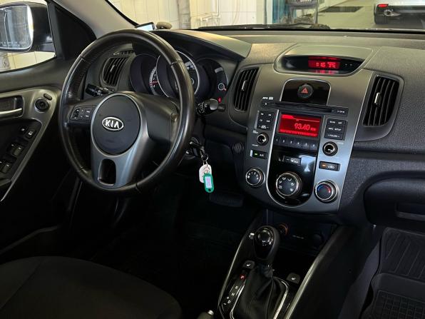 Kia Cerato II с пробегом 2011 года, цена 899 000 рублей, 160303 км, седан, Автокод Объявления