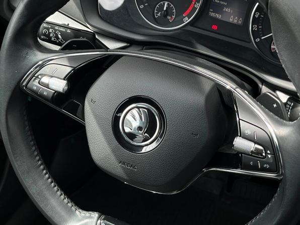 Skoda Octavia IV (A8) с пробегом 2021 года, цена 2 010 200 рублей, 105763 км, лифтбек, Автокод Объявления