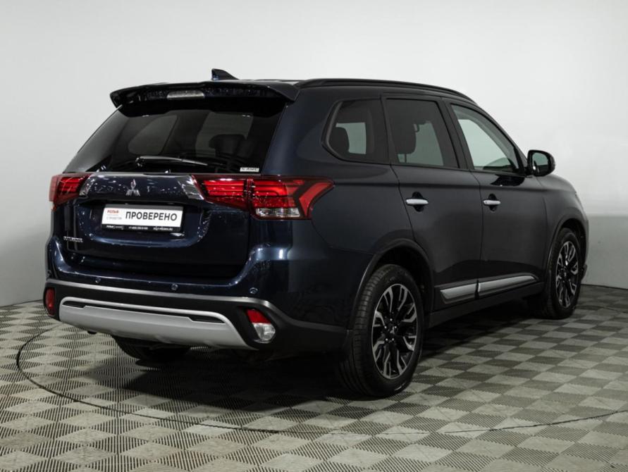 Mitsubishi Outlander III Рестайлинг 3 Санкт-Петербург  - изображение 5