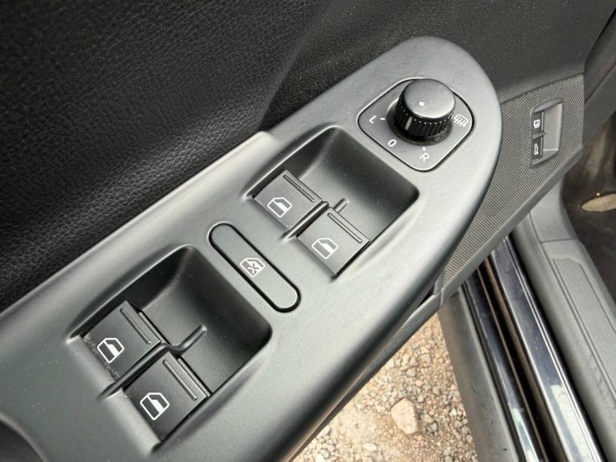 Volkswagen Passat B6 Санкт-Петербург  - изображение 14
