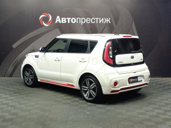 Kia Soul II Рестайлинг с пробегом 2018 года, цена 1 460 000 рублей, 157470 км, хэтчбек, Автокод Объявления